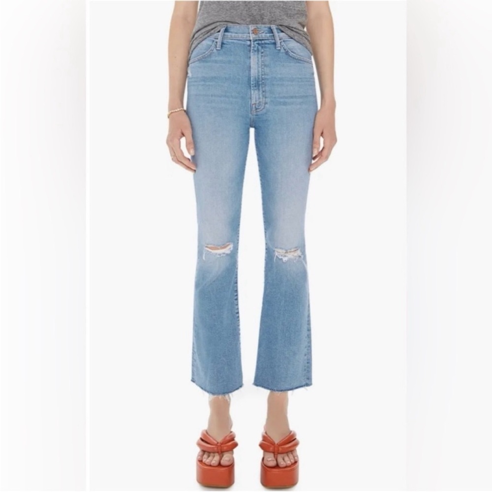MOTHER | The Insider Crop Step Fray Hem Jeans in Thrilling Shots Size 27